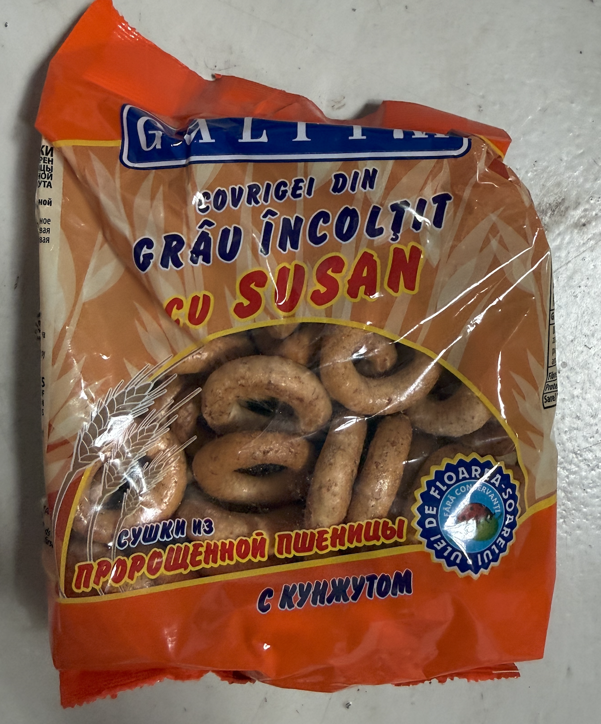 Galfim Covrigei din grau incoltit cu susan
